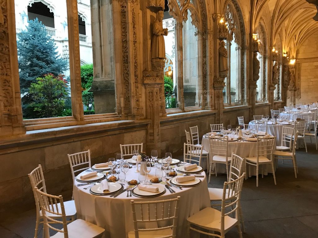 Cena del XXII Congreso Nacional de Neurocirugía - Claustro de San Juan de los Reyes de Toledo - Señor Medusa - Producción de eventos y conciertos