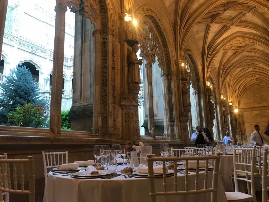 Cena del XXII Congreso Nacional de Neurocirugía - Claustro de San Juan de los Reyes de Toledo - Señor Medusa - Producción de eventos y conciertos